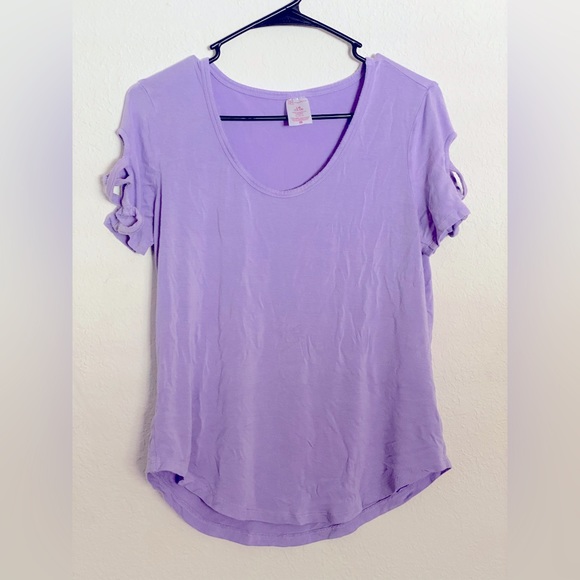 Purple top - Picture 1 of 2